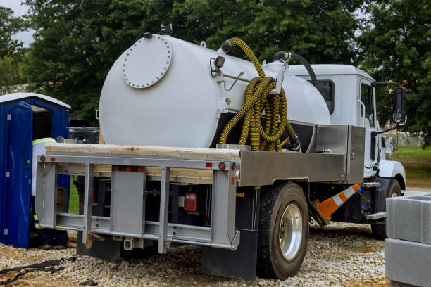 Best Portable toilet rental cost  in Daleville, IN